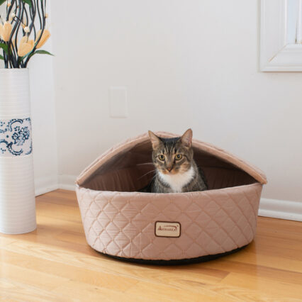 AeroMark Armarkat® Cat Bed, Small, Light Apricot